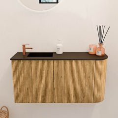 JOYA 81,6cm toiletmeubel ronding rechts kleur Oak. Wastafel FAYE positie Links 1 kraangat kleur Urban.