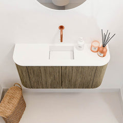 JOYA 83,2cm toiletmeubel ronding links + rechts kleur Dusk. Wastafel FAYE positie Midden Zonder kraangat kleur Talc.