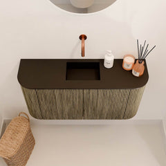 JOYA 83,2cm toiletmeubel ronding links + rechts kleur Dusk. Wastafel FAYE positie Midden Zonder kraangat kleur Urban.