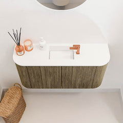 JOYA 83,2cm toiletmeubel ronding links + rechts kleur Dusk. Wastafel FAYE positie Midden 1 kraangat kleur Talc.