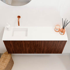 JOYA 90cm toiletmeubel kleur Ruby. Wastafel FAYE positie Links Zonder kraangat kleur Talc.