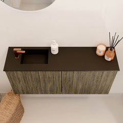 JOYA 90cm toiletmeubel kleur Dusk. Wastafel FAYE positie Links 1 kraangat kleur Urban.