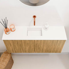 JOYA 90cm toiletmeubel kleur Oak. Wastafel FAYE positie Midden Zonder kraangat kleur Talc.