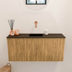 JOYA 90cm toiletmeubel kleur Oak. Wastafel FAYE positie Midden Zonder kraangat kleur Urban.