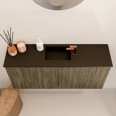 JOYA 90cm toiletmeubel kleur Dusk. Wastafel FAYE positie Midden 1 kraangat kleur Urban.