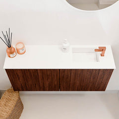 JOYA 90cm toiletmeubel kleur Ruby. Wastafel FAYE positie Rechts 1 kraangat kleur Talc.