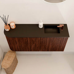 JOYA 91,6cm toiletmeubel ronding links kleur Ruby. Wastafel FAYE positie Rechts 1 kraangat kleur Urban.