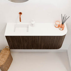 JOYA 91,6cm toiletmeubel ronding rechts kleur Walnut. Wastafel FAYE positie Links Zonder kraangat kleur Talc.