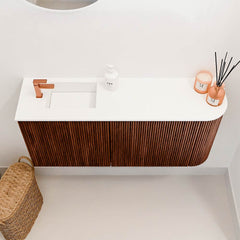 JOYA 91,6cm toiletmeubel ronding rechts kleur Ruby. Wastafel FAYE positie Links 1 kraangat kleur Talc.