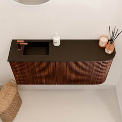 JOYA 91,6cm toiletmeubel ronding rechts kleur Ruby. Wastafel FAYE positie Links 1 kraangat kleur Urban.