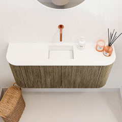 JOYA 93,2cm toiletmeubel ronding links + rechts kleur Dusk. Wastafel FAYE positie Midden Zonder kraangat kleur Talc.