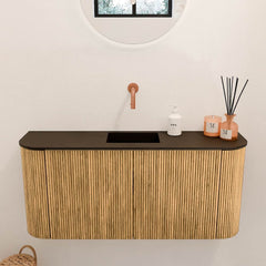 JOYA 93,2cm toiletmeubel ronding links + rechts kleur Oak. Wastafel FAYE positie Midden Zonder kraangat kleur Urban.