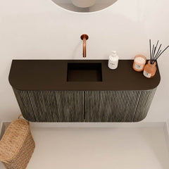 JOYA 93,2cm toiletmeubel ronding links + rechts kleur Shadow. Wastafel FAYE positie Midden Zonder kraangat kleur Urban.