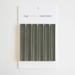 The Mosaic Factory Sevilla Mozaïek Tegel Kitkat Vinger - Army Groen Porselein Geglazuurd 296x299 mm