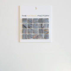 The Mosaic Factory Amsterdam Mozaiek Tegel Vierkant - Midden Grijs Glas Goud Serie 322x322 mm