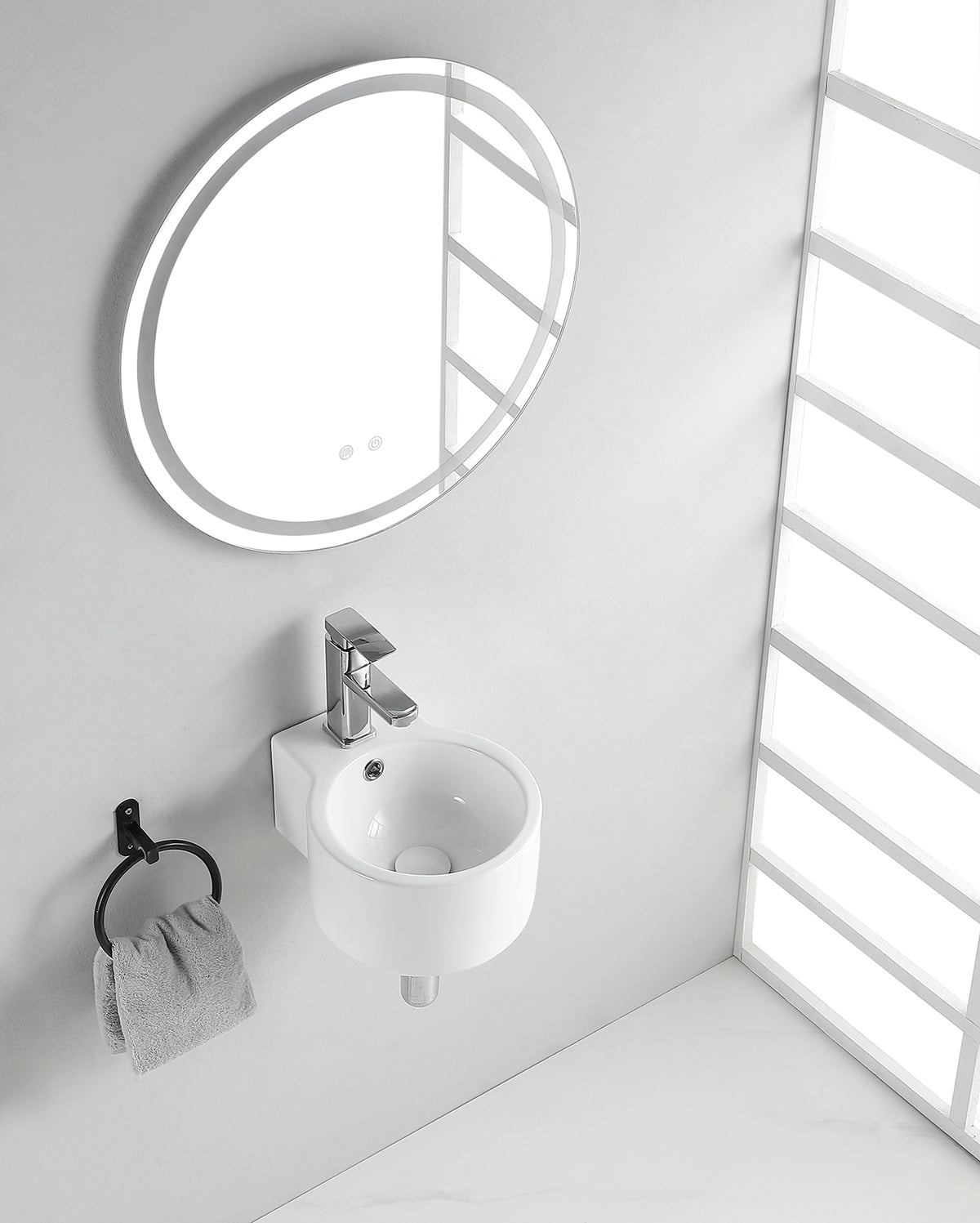 Kronos fountain 32 x 27.5 x 16 cm ceramic gloss white