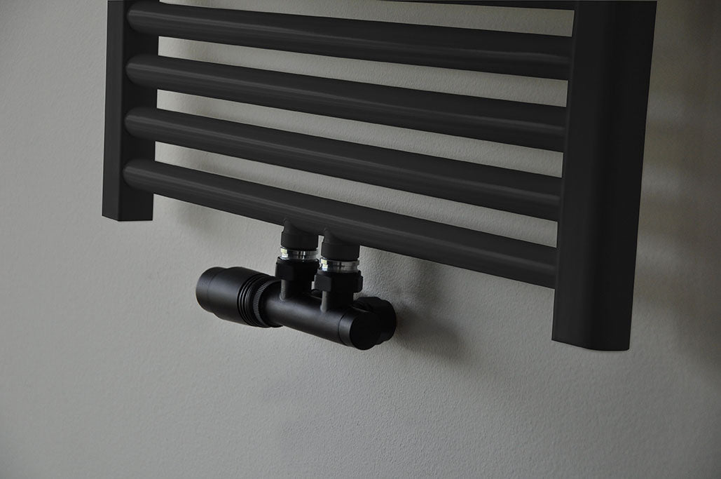 thermostatic valve set angled-left matte black