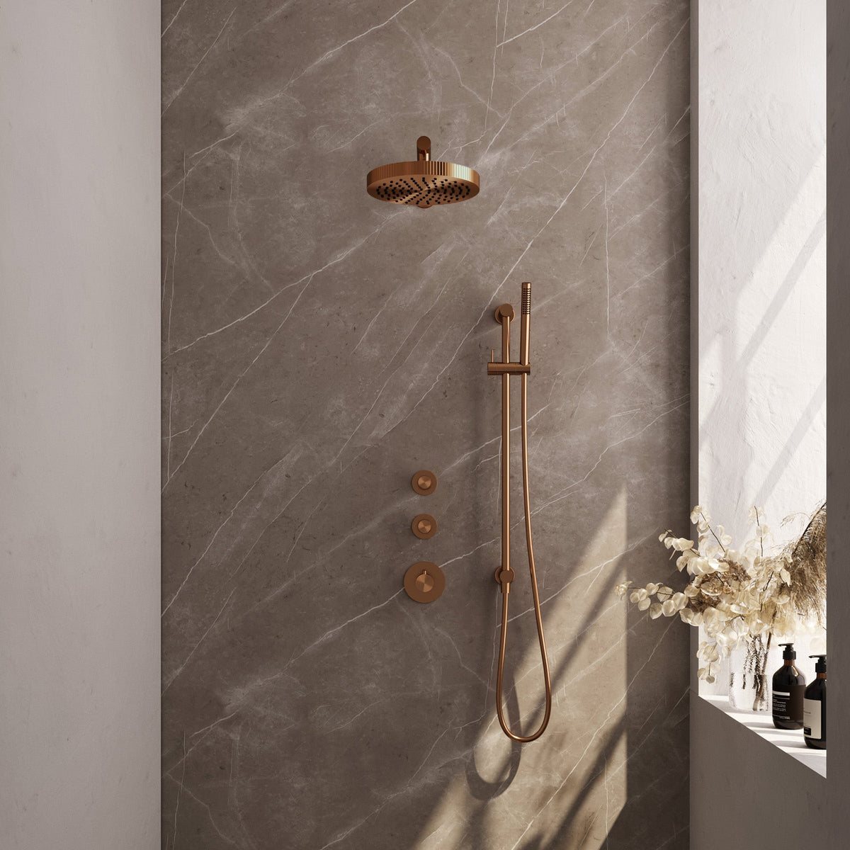 Brauer Stripe inbouw regendoucheset met 2 stopkranen - rechte wandarm - staafhanddouche - glijstang - Geborsteld Koper PVD