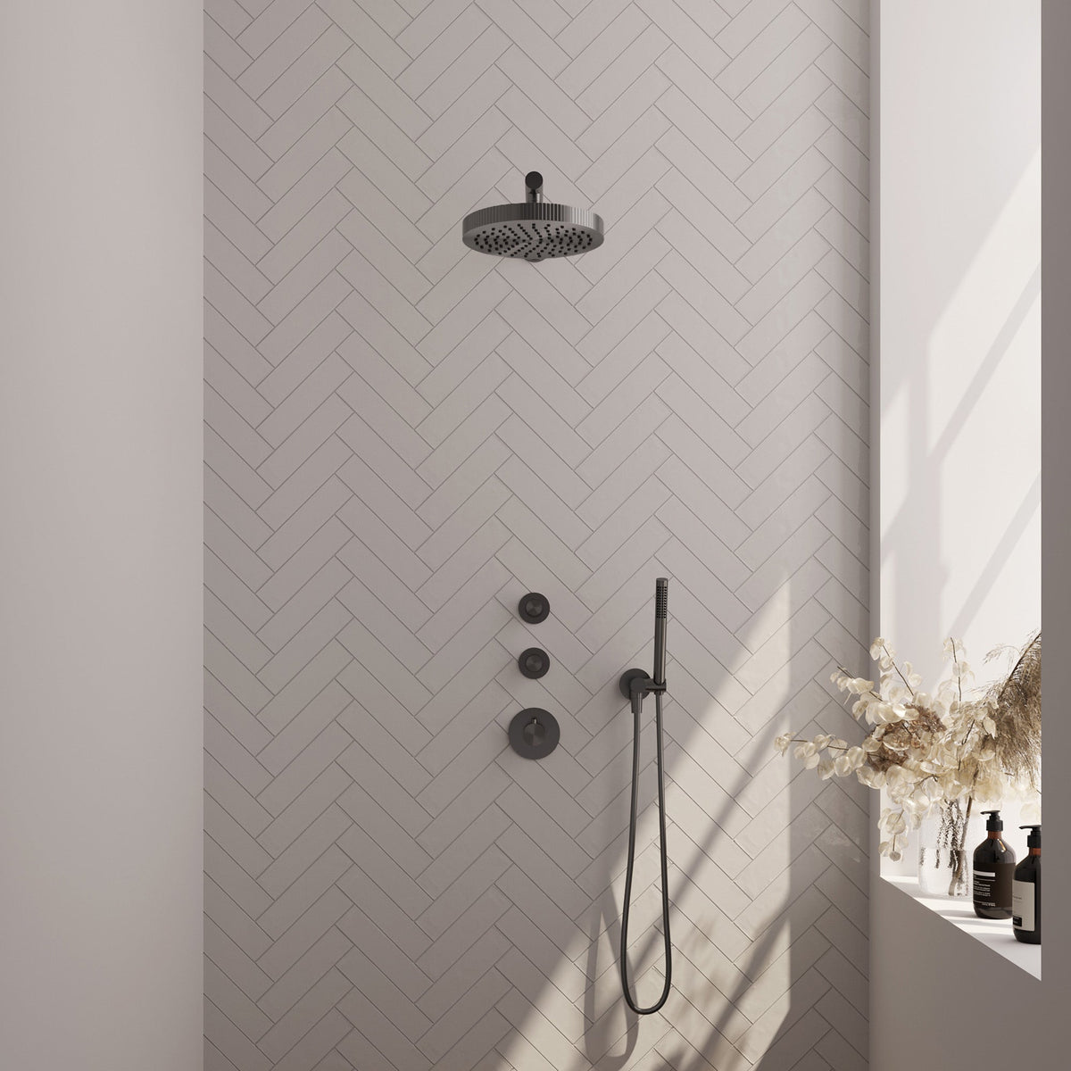 Brauer Stripe inbouw regendoucheset met 2 stopkranen - rechte wandarm - staafhanddouche - wandhouder - Geborsteld Gunmetal PVD