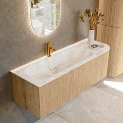 MONDIAZ KURVE-DLUX 135cm badmeubel ronding Rechts kleur Oak met 1 lade en 1 deur. Wastafel BIG MEDIUM Links 1 kraangat Frappe.