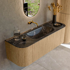 MONDIAZ KURVE-DLUX 140cm badmeubel ronding Links + Rechts kleur Oak met 1 lade en 2 deuren. Wastafel BIG SMALL Midden zonder kraangat Lava.