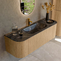 MONDIAZ KURVE-DLUX 140cm badmeubel ronding Links + Rechts kleur Oak met 1 lade en 2 deuren. Wastafel BIG SMALL Midden 1 kraangat Lava.