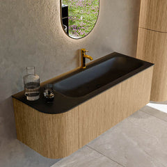 MONDIAZ KURVE 125cm badmeubel ronding Links kleur Oak met 1 lade en 1 deur. Wastafel BIG MEDIUM Rechts 1 kraangat Urban.