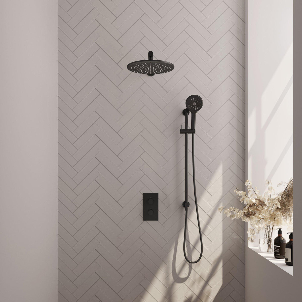 BRAUER Black Edition thermostatische inbouw regendouche 3-weg omstelling SET 44 met 30 cm douchekop en rechte muurarm en 3-standen handdouche en doucheslang en geïntegreerde glijstang mat zwart