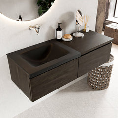 MONDIAZ BUKLA 120cm badmeubel met module 60 kleur Dark Brown met 2 lades. Wastafel CLOUD links 0 kraangaten kleur Urban.