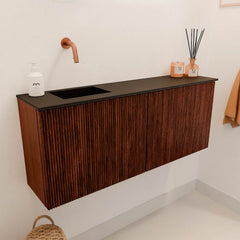 JOYA 100cm toiletmeubel kleur Ruby. Wastafel FAYE positie Links Zonder kraangat kleur Urban.