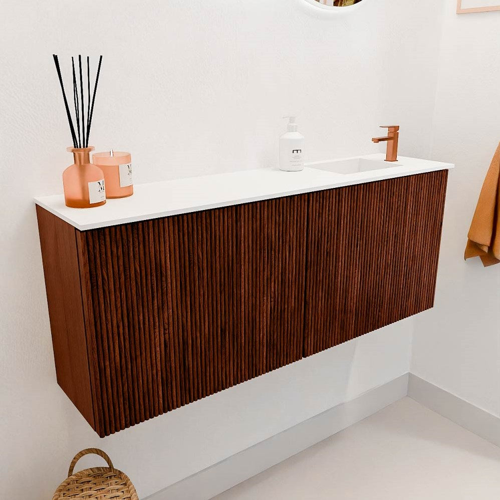 JOYA 100cm toiletmeubel kleur Ruby. Wastafel FAYE positie Rechts 1 kraangat kleur Talc.