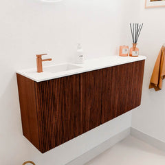 JOYA 101,6cm toiletmeubel ronding rechts kleur Ruby. Wastafel FAYE positie Links 1 kraangat kleur Talc.
