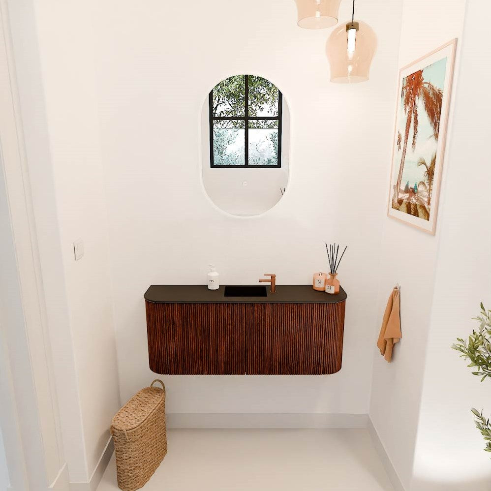 JOYA 103,2cm toiletmeubel ronding links + rechts kleur Ruby. Wastafel FAYE positie Midden 1 kraangat kleur Urban.