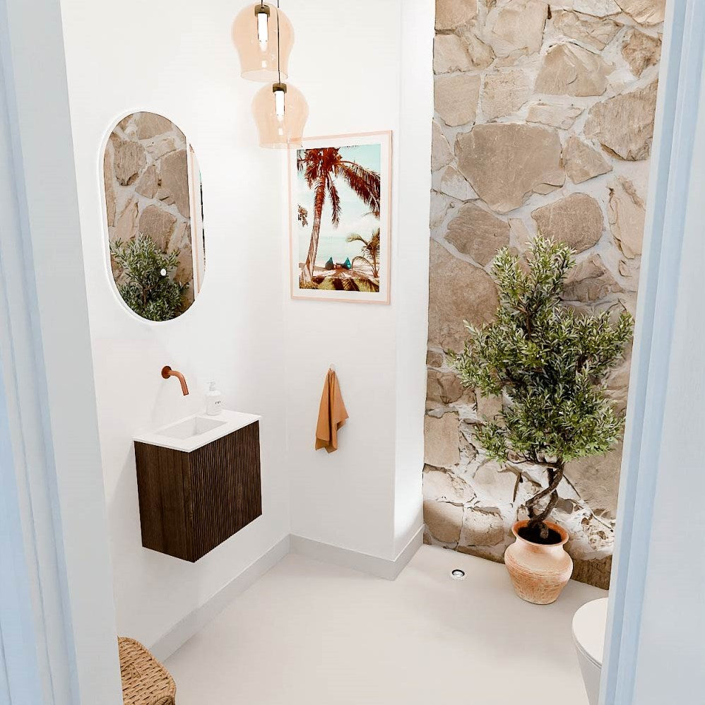 JOYA 40cm toiletmeubel kleur Walnut. Wastafel FAYE positie Links Zonder kraangat kleur Talc.