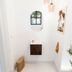 JOYA 40cm toiletmeubel kleur Walnut. Wastafel FAYE positie Rechts 1 kraangat kleur Talc