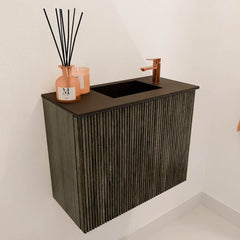 JOYA 50cm toiletmeubel kleur Shadow. Wastafel FAYE positie Rechts 1 kraangat kleur Urban.