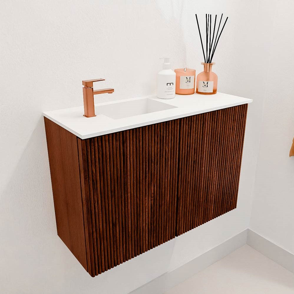 JOYA 60cm toiletmeubel kleur Ruby. Wastafel FAYE positie Links 1 kraangat kleur Talc.