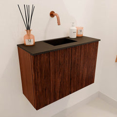 JOYA 60cm toiletmeubel kleur Ruby. Wastafel FAYE positie Midden Zonder kraangat kleur Urban.