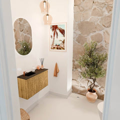JOYA 70cm toiletmeubel kleur Oak. Wastafel FAYE positie Links 1 kraangat kleur Urban.