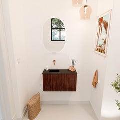 JOYA 70cm toiletmeubel kleur Ruby. Wastafel FAYE positie Links Zonder kraangat kleur Urban.
