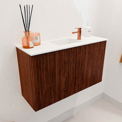 JOYA 70cm toiletmeubel kleur Ruby. Wastafel FAYE positie Midden 1 kraangat kleur Talc.