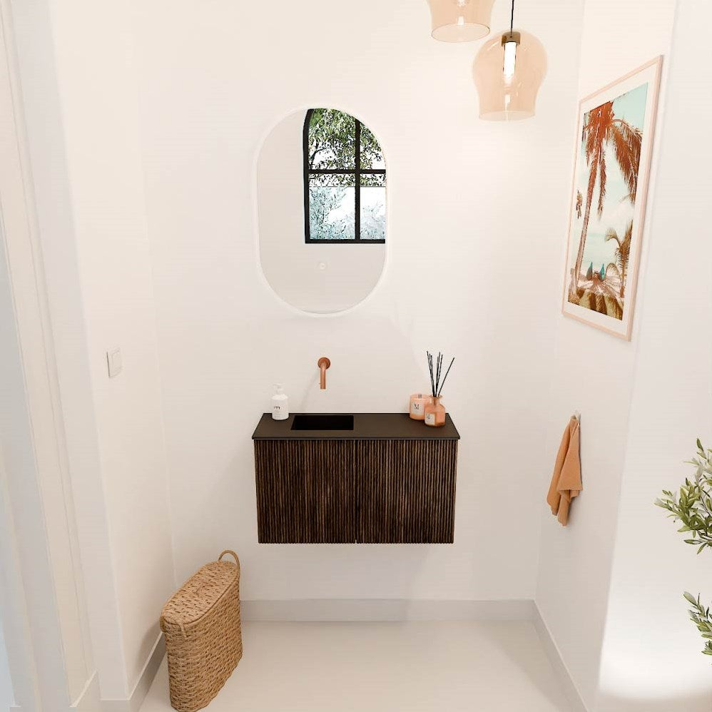 JOYA 70cm toiletmeubel kleur Walnut. Wastafel FAYE positie Links Zonder kraangat kleur Urban.