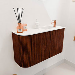 JOYA 71,6cm toiletmeubel ronding links kleur Ruby. Wastafel FAYE positie Rechts 1 kraangat kleur Talc.