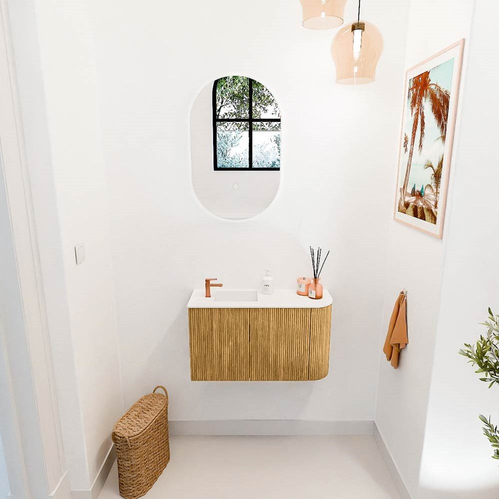 JOYA 71,6cm toiletmeubel ronding rechts kleur Oak. Wastafel FAYE positie Links 1 kraangat kleur Talc.