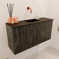 JOYA 80cm toiletmeubel kleur Shadow. Wastafel FAYE positie Midden Zonder kraangat kleur Urban.