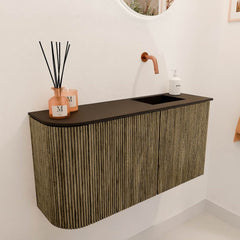 JOYA 81,6cm toiletmeubel ronding links kleur Dusk. Wastafel FAYE positie Rechts Zonder kraangat kleur Urban.