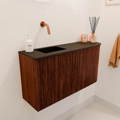 JOYA 81,6cm toiletmeubel ronding rechts kleur Ruby. Wastafel FAYE positie Links Zonder kraangat kleur Urban.