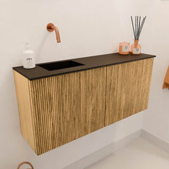 JOYA 90cm toiletmeubel kleur Oak. Wastafel FAYE positie Links Zonder kraangat kleur Urban.