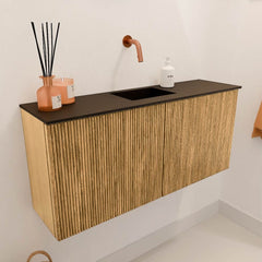 JOYA 90cm toiletmeubel kleur Oak. Wastafel FAYE positie Midden Zonder kraangat kleur Urban.
