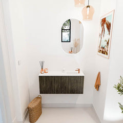 JOYA 90cm toiletmeubel kleur Shadow. Wastafel FAYE positie Rechts 1 kraangat kleur Talc.